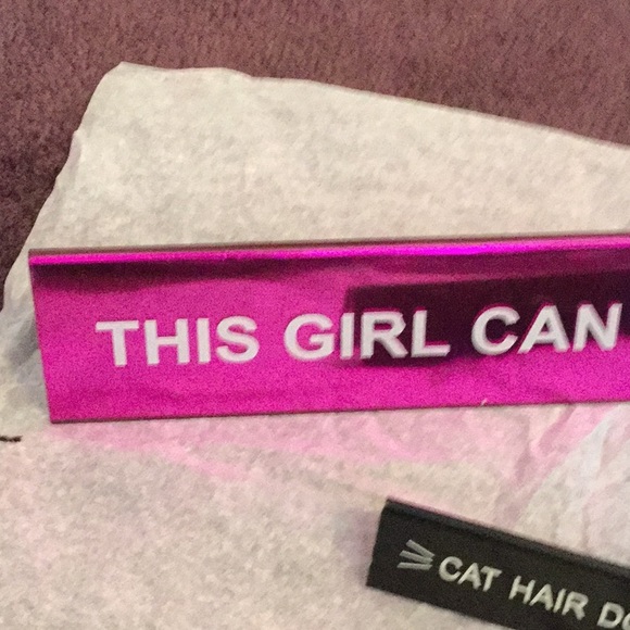 Signs - Picture 2 of 4